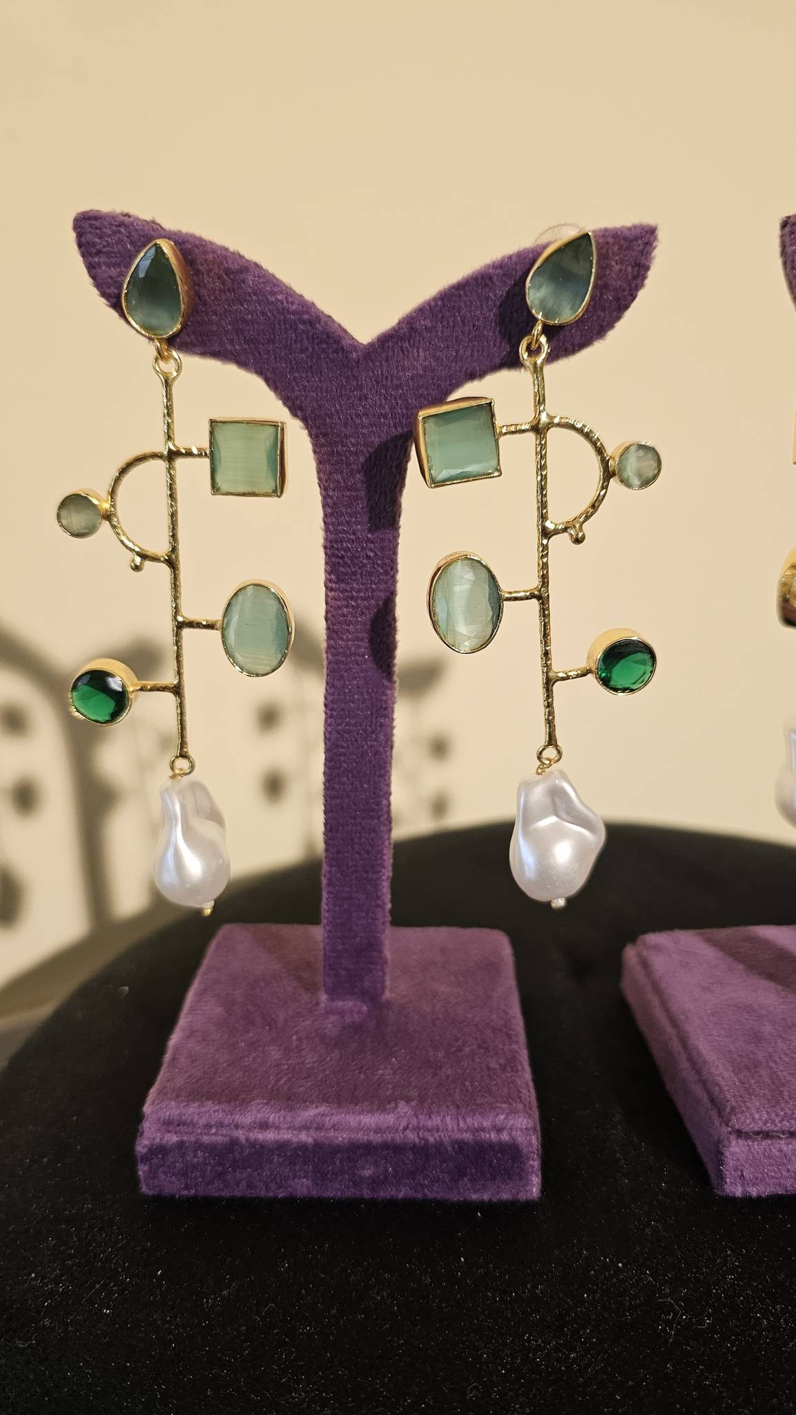 Mint Green Pearl drops