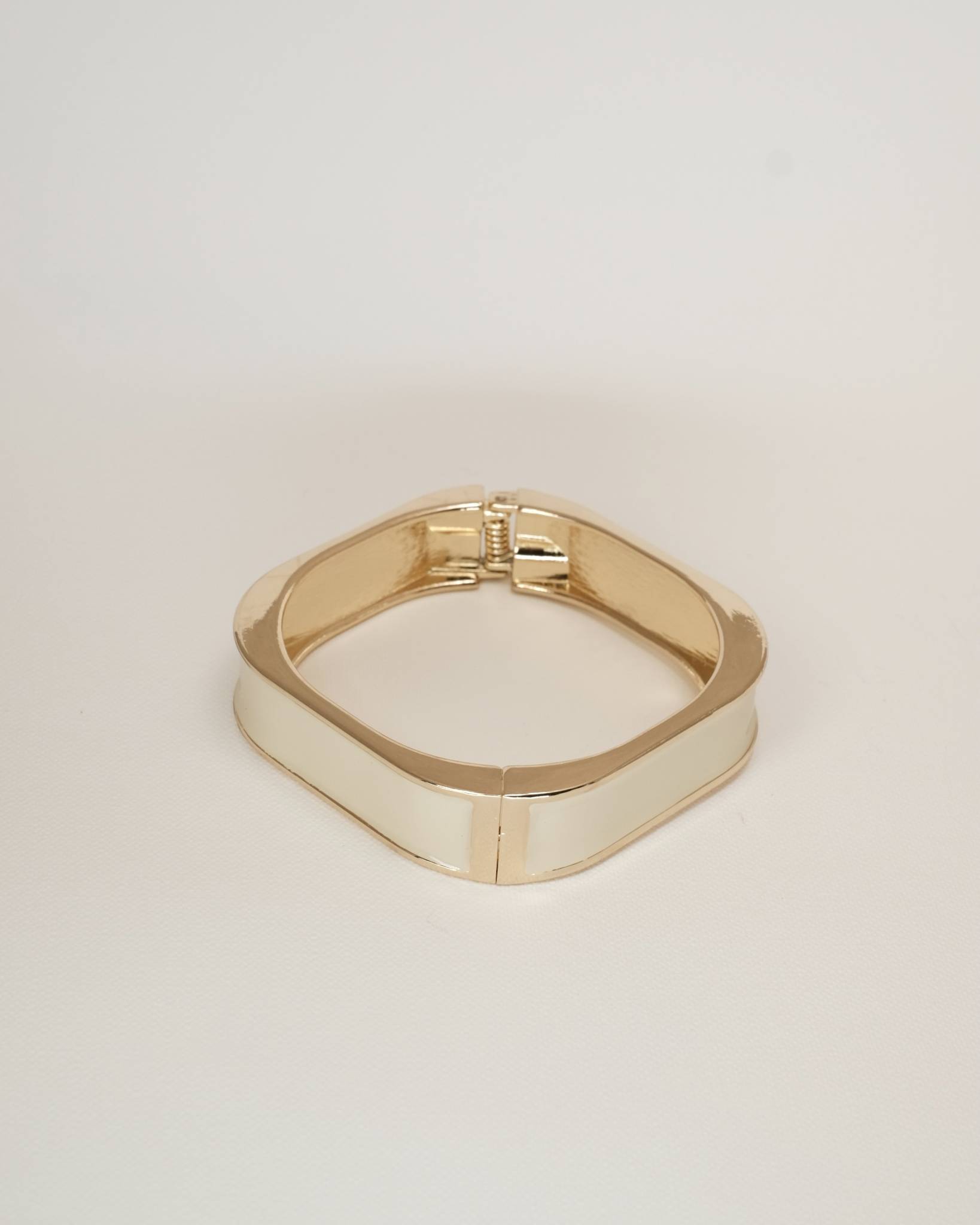 Ivory Ember Hinge Bangle