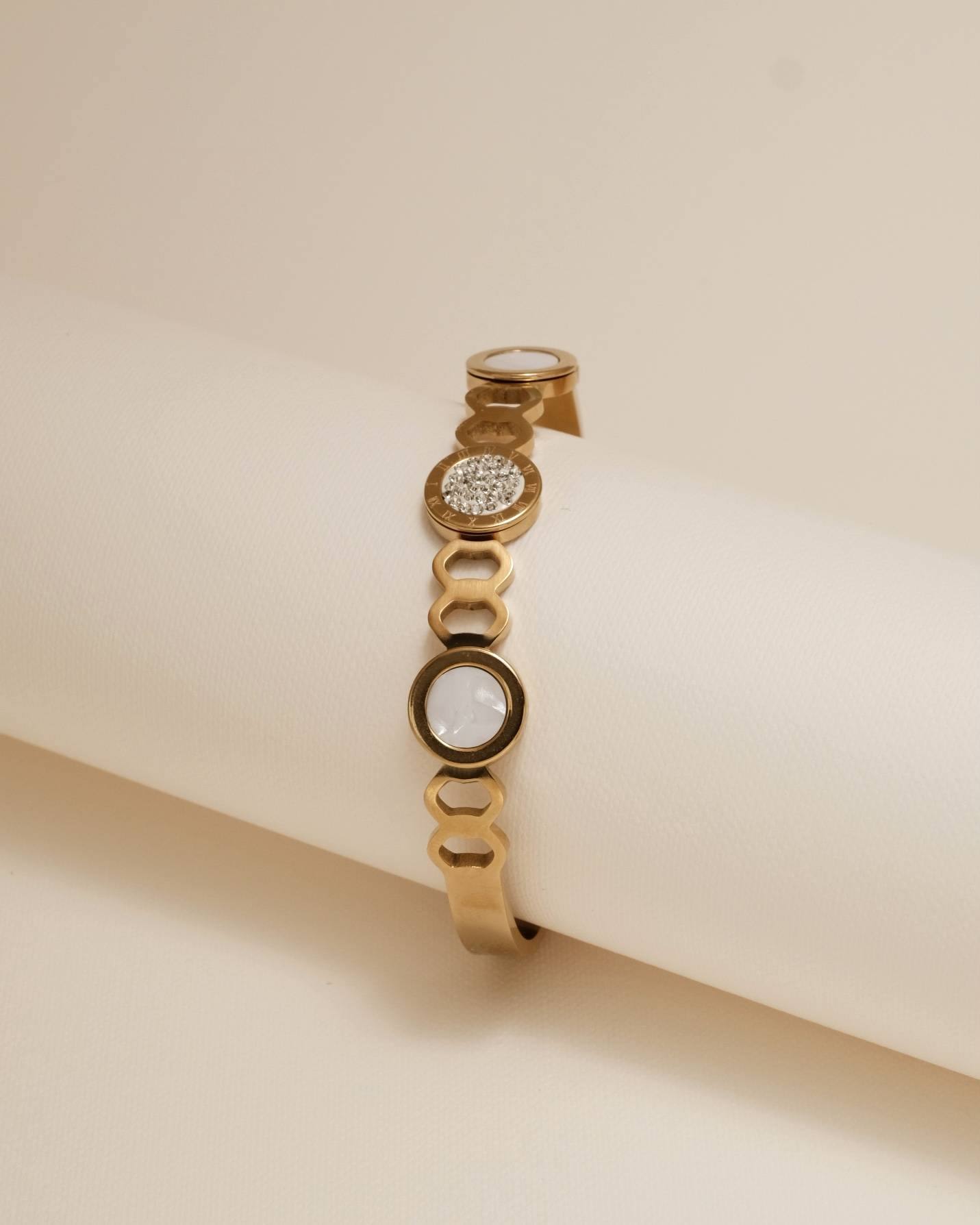 Modern Muse Hinged Bracelet (Open design)